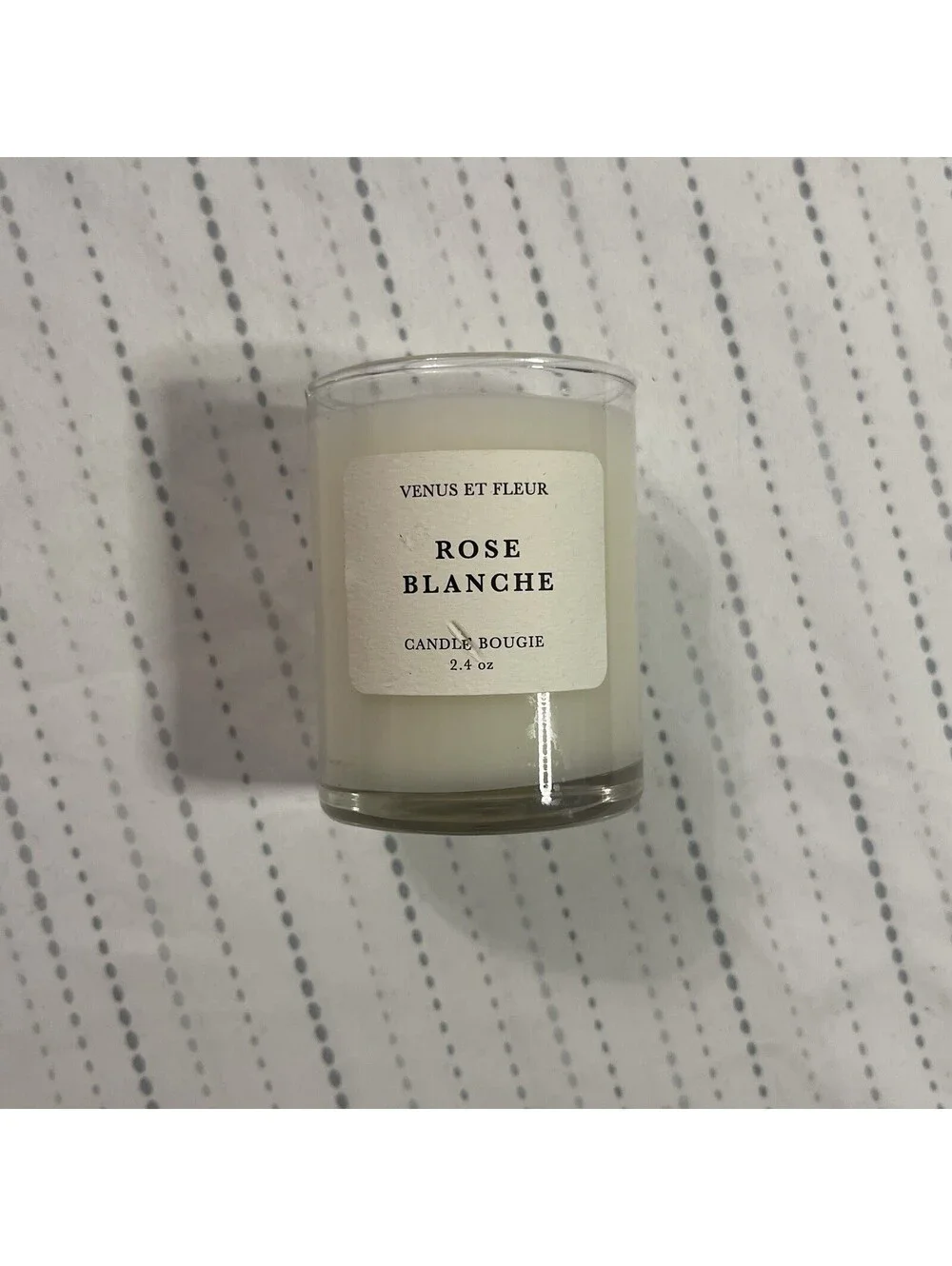 Venus Et Fleur Rose Blanche Votive 2.4 Oz Candle Minor Scuff At Top